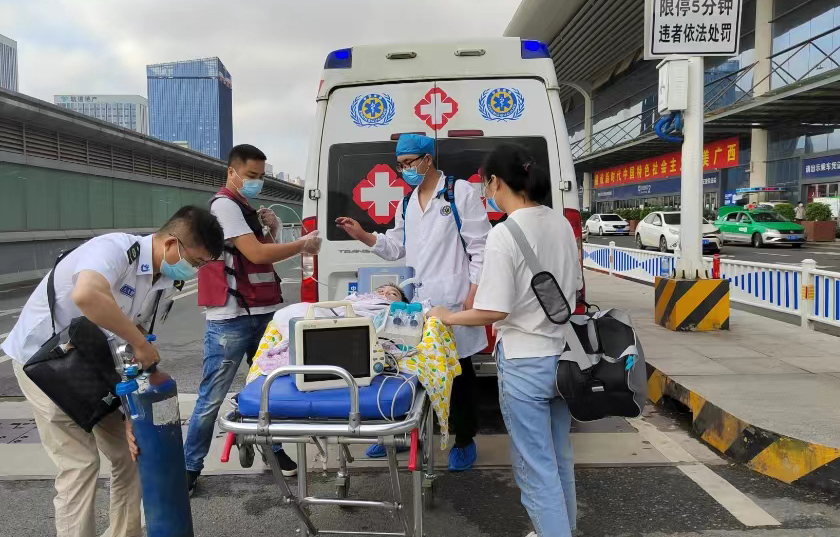 果洛救护车出租公司